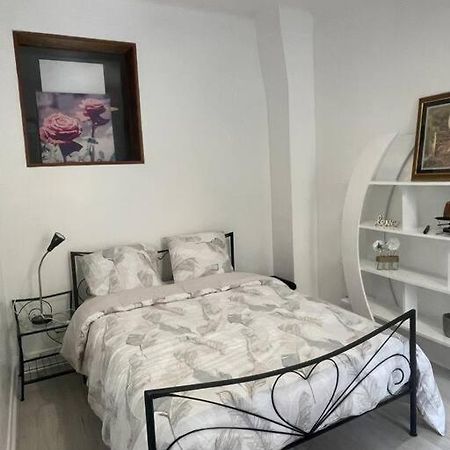 Cosy Apartment In Paris Saint-Ouen  Extérieur photo